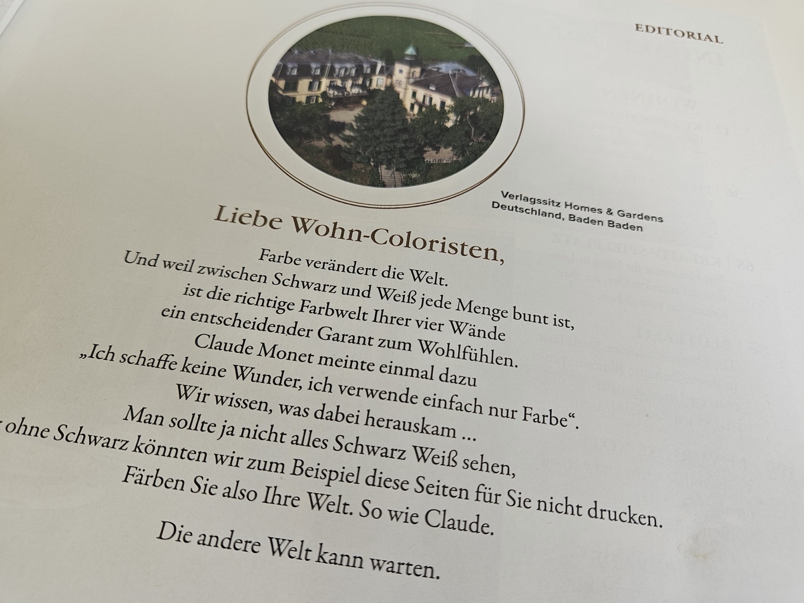 Editorial-Seite mit ovaler Aufnahme des Verlagssitzes in Baden-Baden